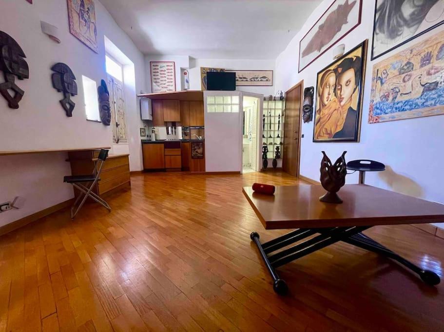 Our Arty Flat In Monti Leilighet Roma Eksteriør bilde